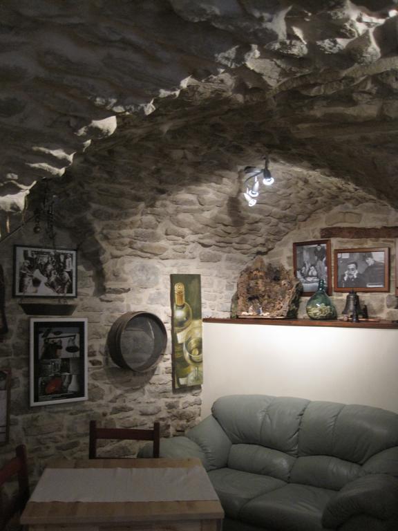 Locanda La Campana Bed & Breakfast Agnone Exterior photo